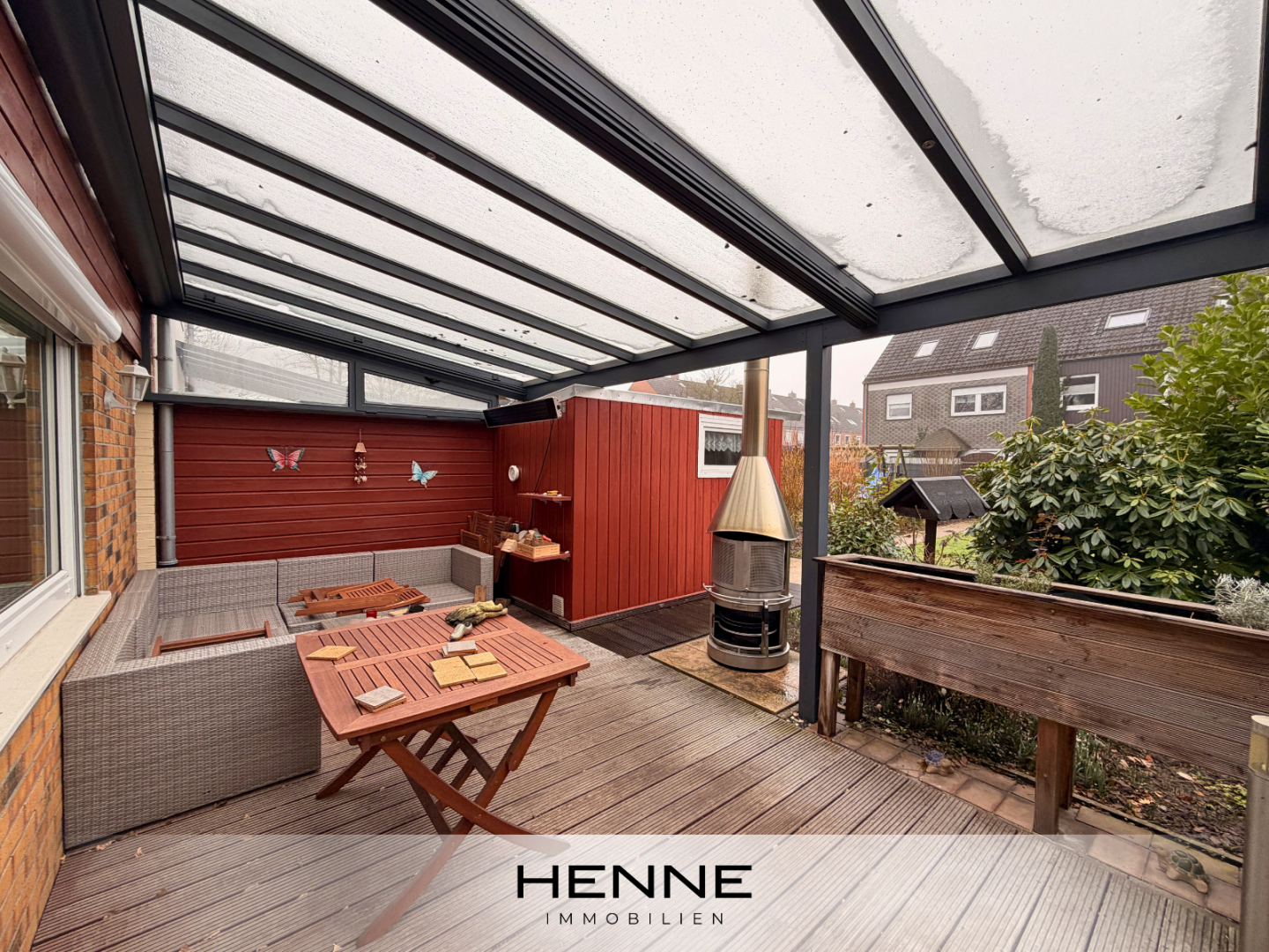 Terrasse mit Überdachung