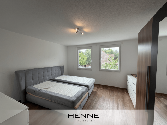 Schlafzimmer (OG)