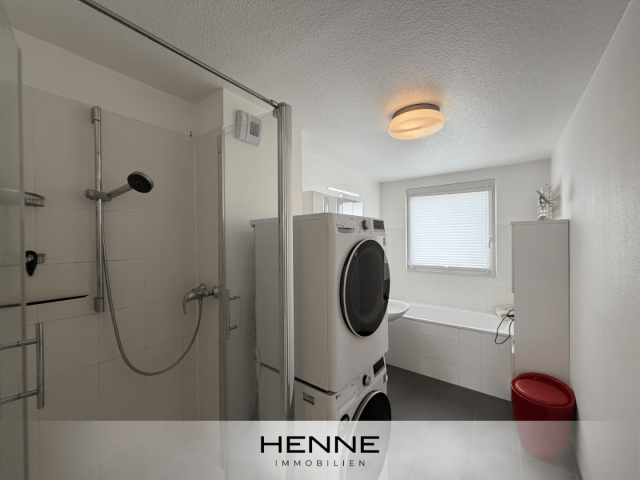 Badezimmer (OG)