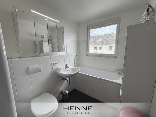 Badezimmer (OG)