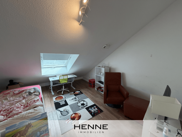Kinderzimmer 1 DG)